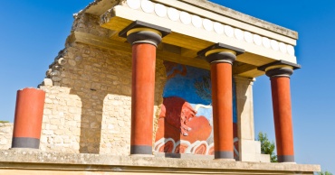 Cnosso, colonne rosse