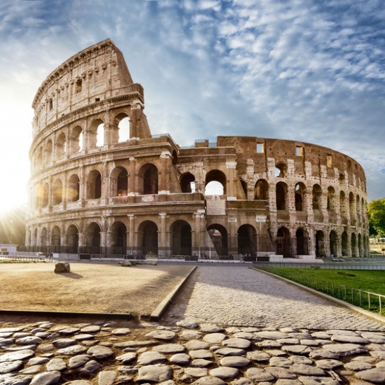 Colosseo - Corso di latino intermedio