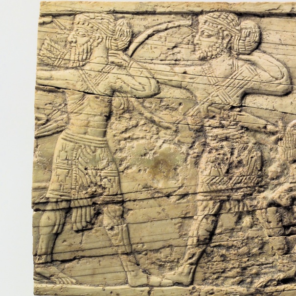 incisione tavoletta uomini urartei