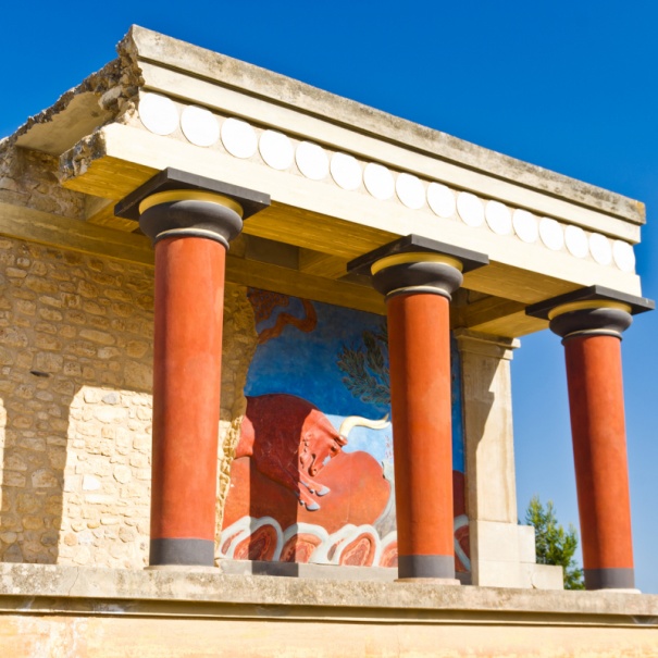 Cnosso, colonne rosse